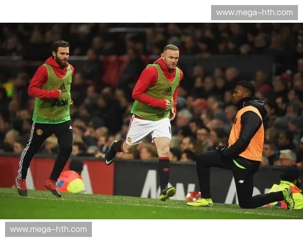 红魔撞上蓝黑魂：当老特拉福德的梦剧场遇见梅阿查的英雄史诗